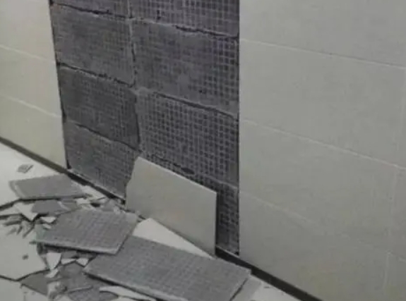 广平瓷砖空鼓维修公司分享下广平墙砖松动维修的知识
